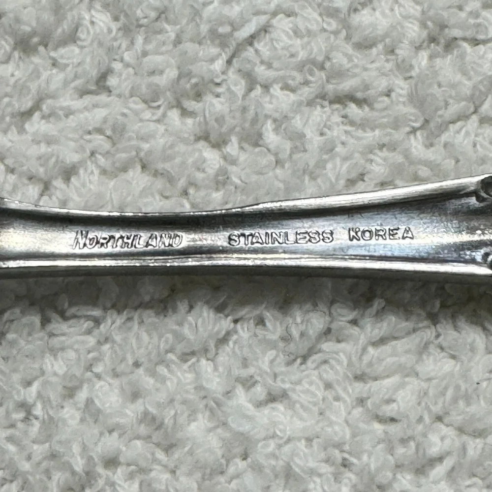 SET 2 DESERT FORKS ONEIDA NORTHLAND MALMAISON STAINLESS ATEEL KOREA ROSE